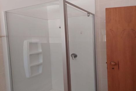 Photo of property in 17a Roy Street, Tawa, Wellington, 5028