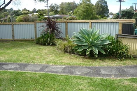 Photo of property in 1/30 Hillcrest Avenue, Hillcrest, Auckland, 0627