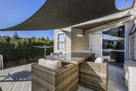 Photo of property in 39b Brian Crescent, Stanmore Bay, Whangaparaoa, 0932