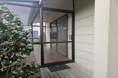 Photo of property in 14 Gladys Place, Kelvin Grove, Palmerston North, 4414