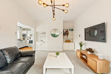 Photo of property in 55 Cashmere Avenue, Khandallah, Wellington, 6035