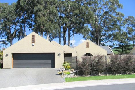 Photo of property in 33 Caulfield Place, Pukehangi, Rotorua, 3015