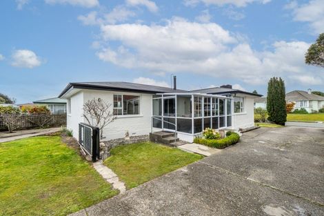 Photo of property in 73 Conway Crescent, Glengarry, Invercargill, 9810