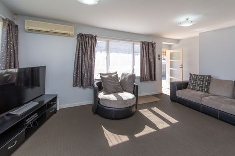 Photo of property in 7 Griffiths Avenue, Linwood, Christchurch, 8062