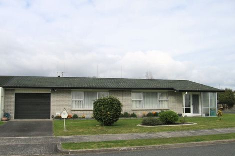 Photo of property in 2a Tarata Street, Matua, Tauranga, 3110