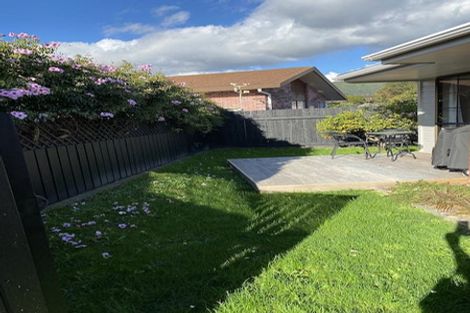 Photo of property in 2/41 Athlone Crescent, Avalon, Lower Hutt, 5011