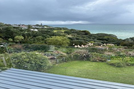 Photo of property in 1446 Whangaparaoa Road, Army Bay, Whangaparaoa, 0930