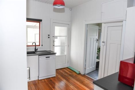 Photo of property in 2 Second Avenue, Glenbrook, Waiuku, 2681