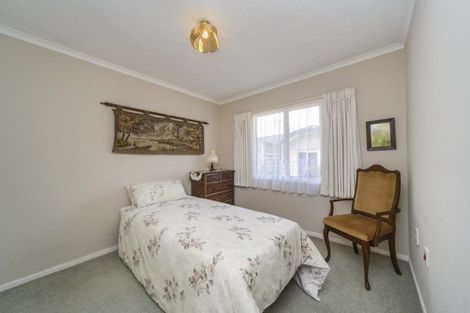 Photo of property in 3 Royal Fern, Kelvin Grove, Palmerston North, 4414