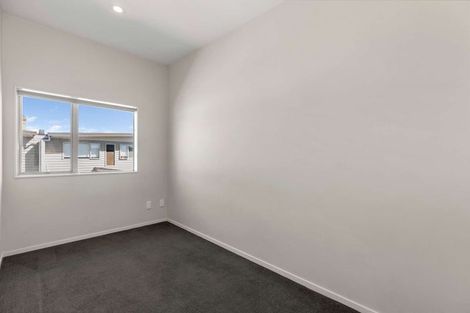 Photo of property in 6/45a Swanson Road, Henderson, Auckland, 0610