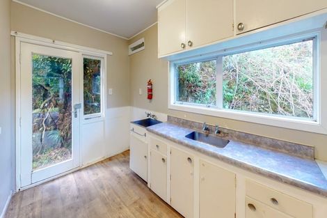 Photo of property in 43 Cheshire Street, Wilton, Wellington, 6012