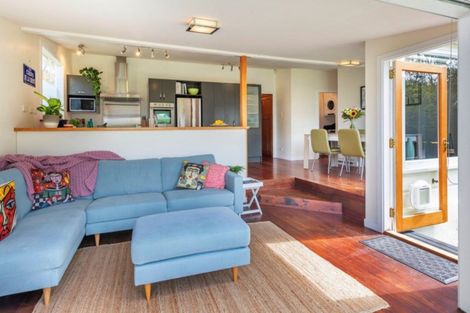 Photo of property in 71 Freyberg Street, Lyall Bay, Wellington, 6022