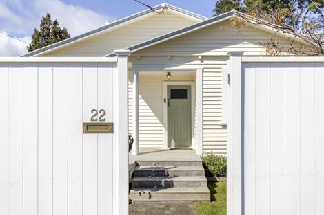 Photo of property in 22 Ngaio Street, Strandon, New Plymouth, 4312