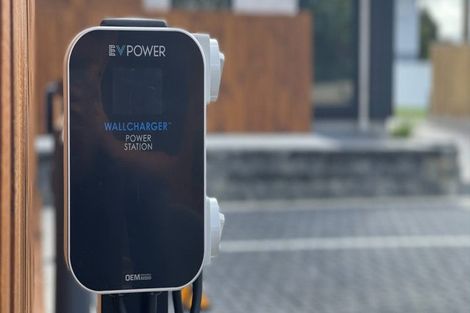 Photo of property in 4/137 Tirimoana Road, Te Atatu South, Auckland, 0602