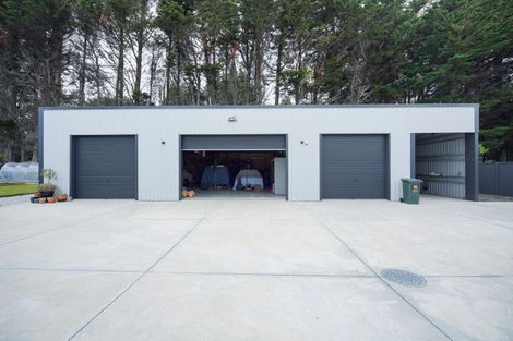 Photo of property in 32 Lumsden Drive, Waikiwi, Invercargill, 9810