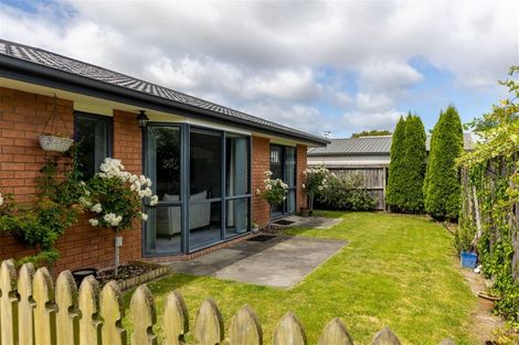 Photo of property in 126a Mackenzie Avenue, Woolston, Christchurch, 8023