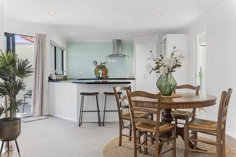 Photo of property in 3/1 Sackville Street, Fitzroy, New Plymouth, 4312