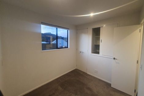 Photo of property in 2/10 Avery Grove, Boulcott, Lower Hutt, 5011