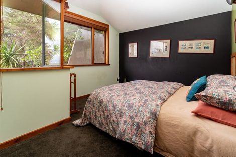 Photo of property in 142 Grafton Road, Roseneath, Wellington, 6011