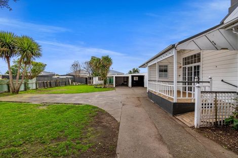 Photo of property in 76 South Road, Manaia, 4612