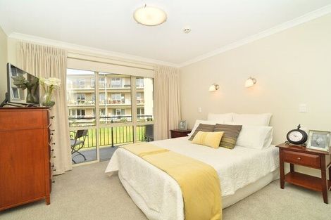 Photo of property in 98b/30 Ambassador Glade, Orewa, 0931