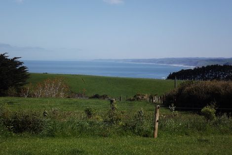 Photo of property in 669b Te Hutewai Road, Raglan, 3296