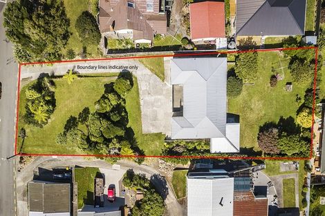 Photo of property in 7 Rewa Terrace, Tawa, Wellington, 5028