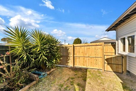 Photo of property in 12 Randolph Street, Woolston, Christchurch, 8062