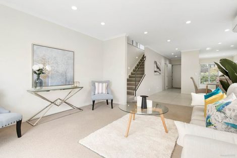 Photo of property in 21 Anselmi Ridge Road, Pukekohe, 2120