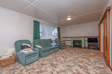 Photo of property in 28 Ormond Street, Woodville, 4920