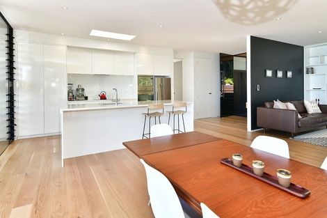 Photo of property in 25c Duncansby Road, Stanmore Bay, Whangaparaoa, 0932