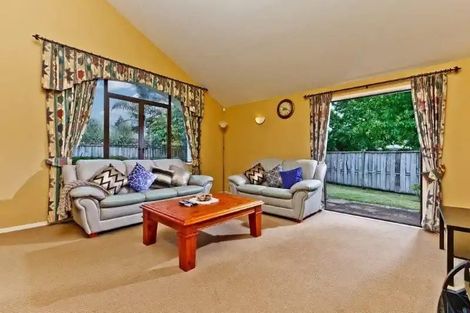Photo of property in 16 Clemow's Lane, Albany, Auckland, 0632
