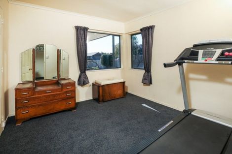 Photo of property in 27 Mangakoea Place, St Andrews, Hamilton, 3200