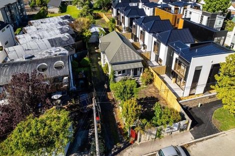 Photo of property in 134 Holly Road, St Albans, Christchurch, 8014