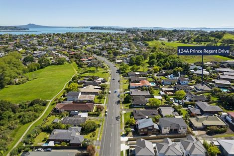 Photo of property in 124a Prince Regent Drive, Half Moon Bay, Auckland, 2012
