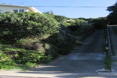 Photo of property in 32 View Road, Titahi Bay, Porirua, 5022