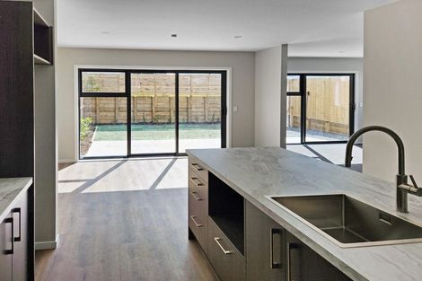 Photo of property in 7 Ruru Lane, Hurworth, New Plymouth, 4310