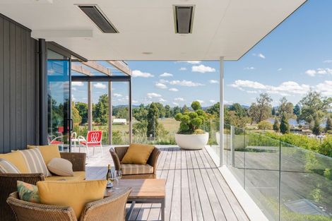 Photo of property in 142 Lake Crescent, Hamilton Lake, Hamilton, 3204