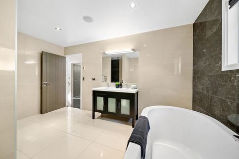 Photo of property in 5 Afton Lane, Jacks Point, Queenstown, 9371