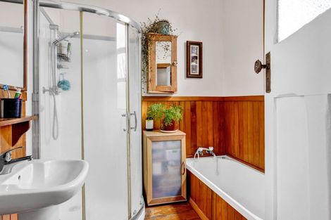 Photo of property in 1 Campbell Street, Hawera, 4610