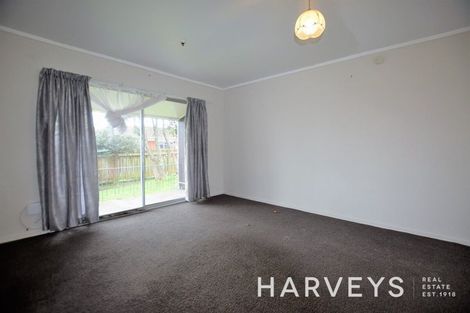 Photo of property in 6 Hiseman Lane, Henderson, Auckland, 0612