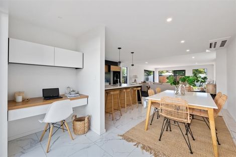 Photo of property in 197 Fendalton Road, Fendalton, Christchurch, 8052