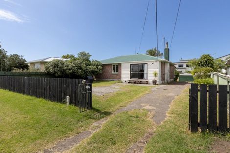 Photo of property in 19 Paterson Street, Mount Maunganui, 3116