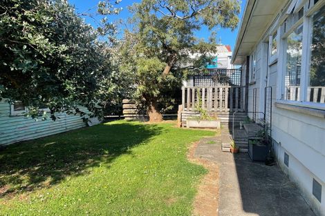 Photo of property in 112 Rockfield Road, Penrose, Auckland, 1061
