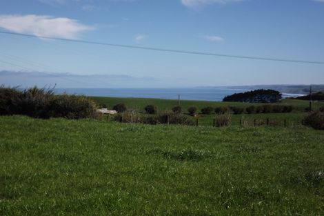 Photo of property in 669b Te Hutewai Road, Raglan, 3296