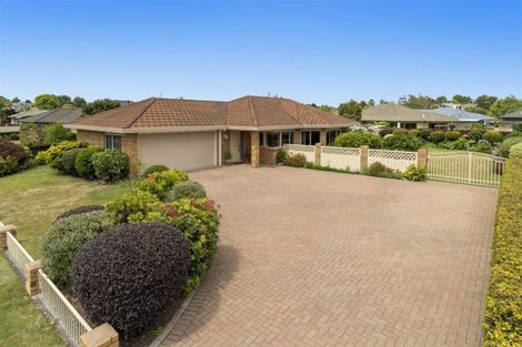 Photo of property in 18 Saint Andrews Drive, Bethlehem, Tauranga, 3110