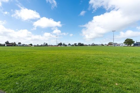 Photo of property in 80c Matipo Road, Te Atatu Peninsula, Auckland, 0610