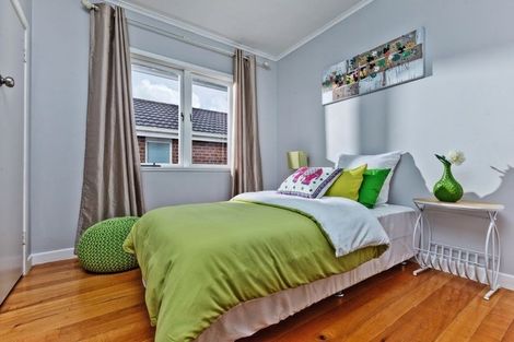 Photo of property in 120 Lake Road, Belmont, Auckland, 0622