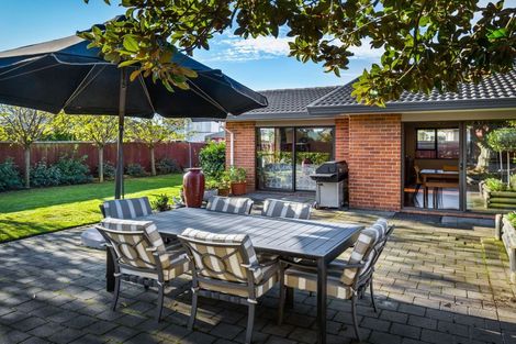 Photo of property in 20 Takaro Avenue, Sockburn, Christchurch, 8042