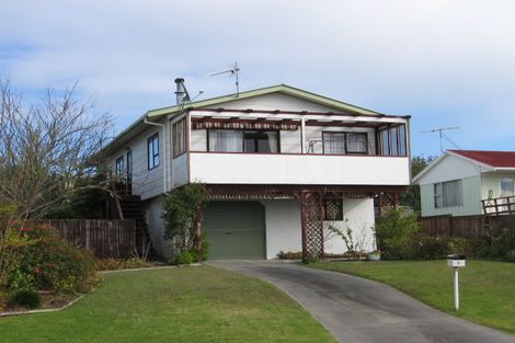 Photo of property in 9 Kawau View Road, Snells Beach, 0920
